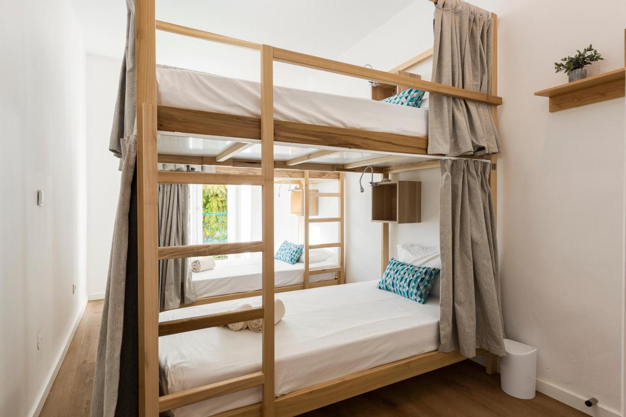 פארו Madalena Hostel E Suites מראה חיצוני תמונה